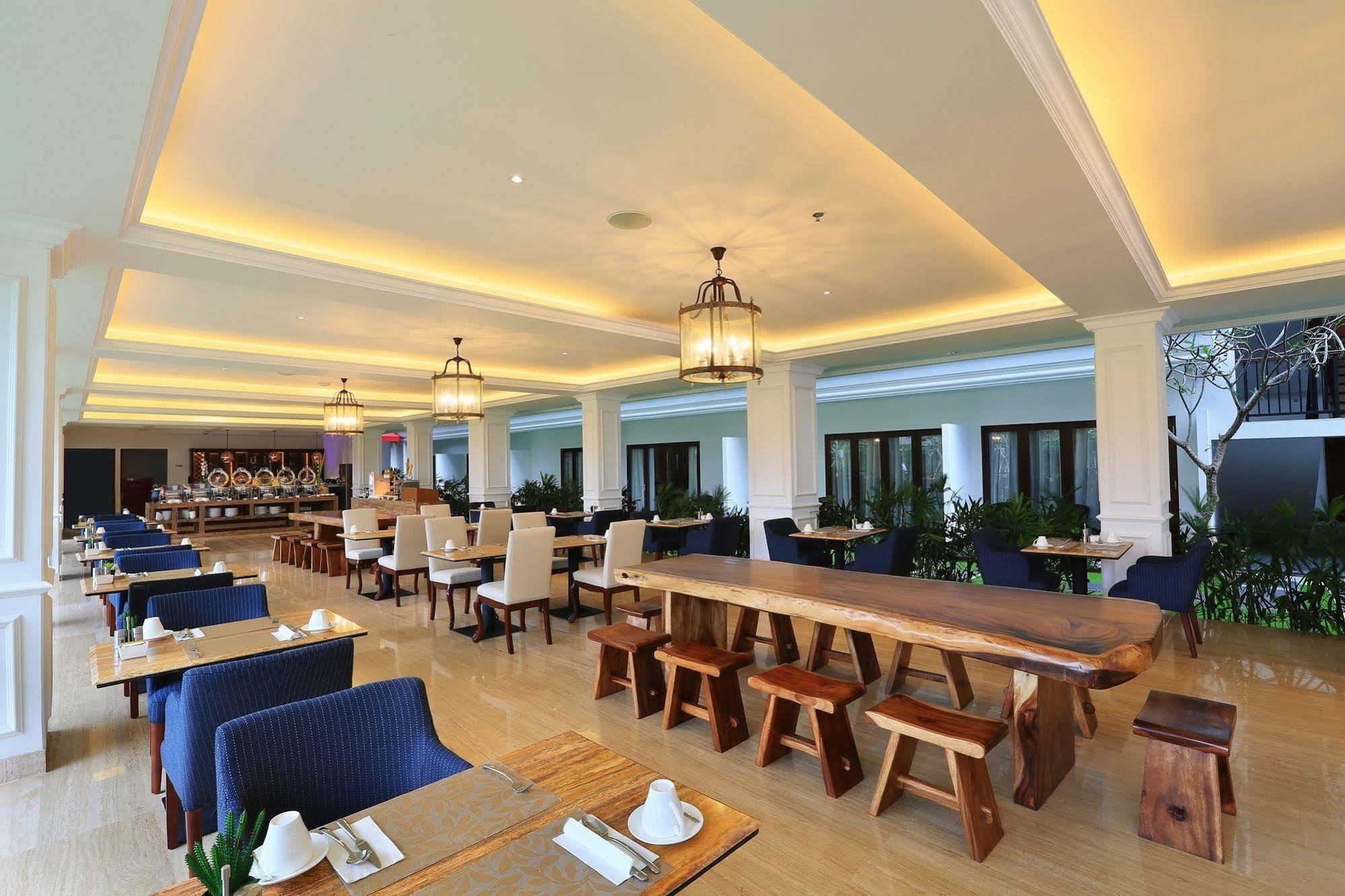 Grand Palace Hotel Sanur - Bali Buitenkant foto