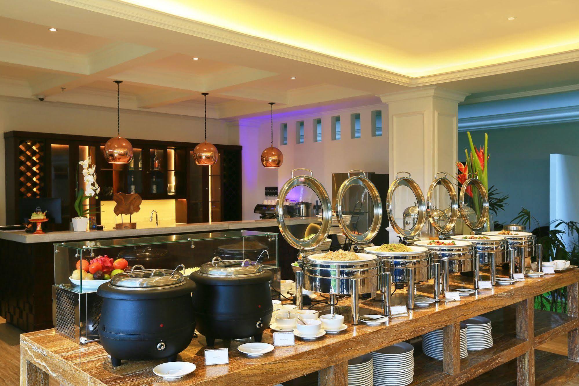 Grand Palace Hotel Sanur - Bali Buitenkant foto